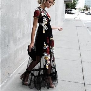 Vici Dolls Esmeé Floral Applique Maxi Dress